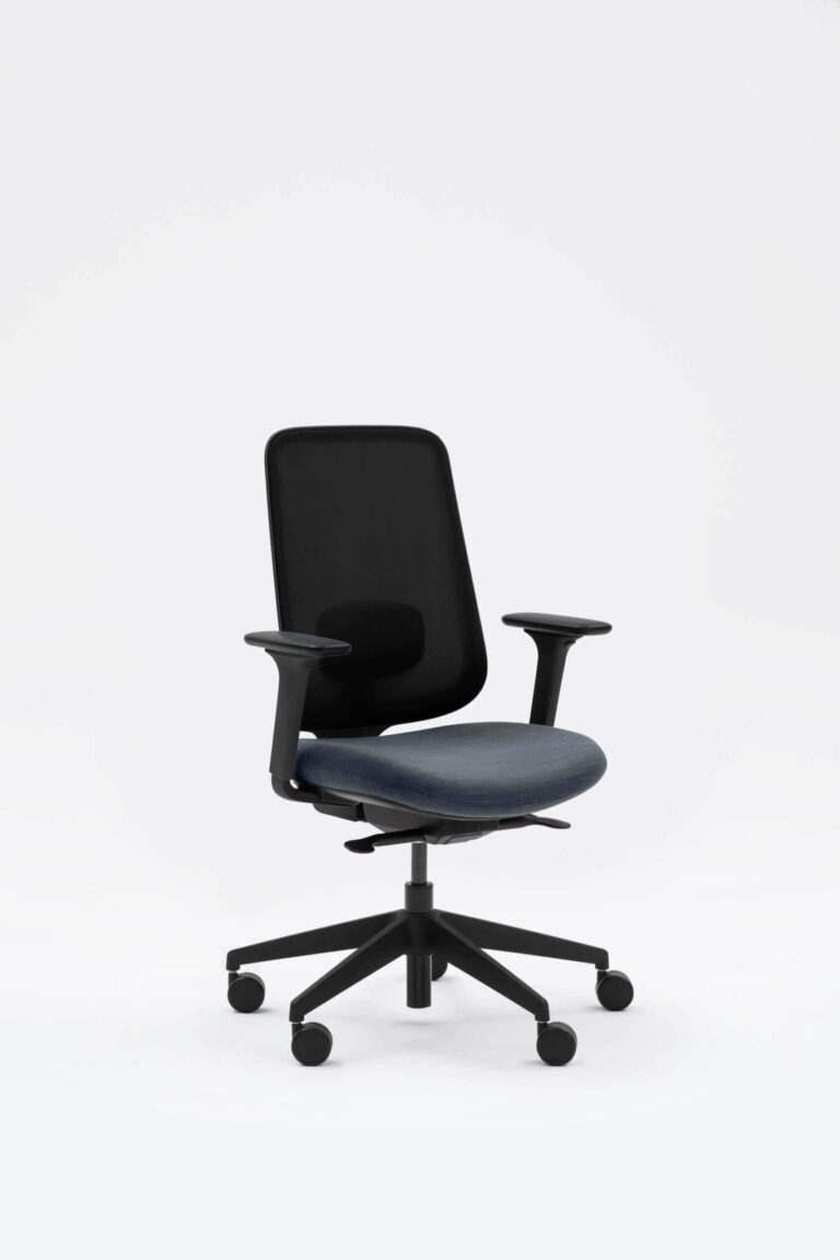 Task One – Black Frame – With Arms – Charcoal