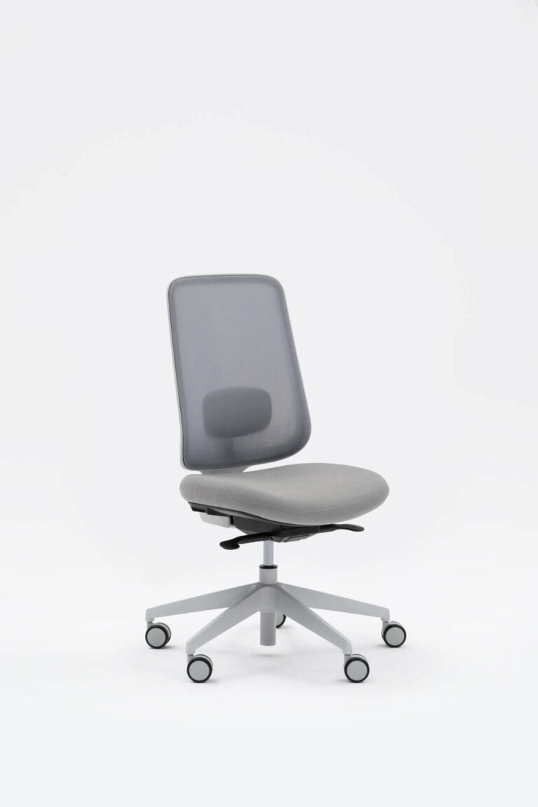 Task One – Grey Frame – No Arms – Fog
