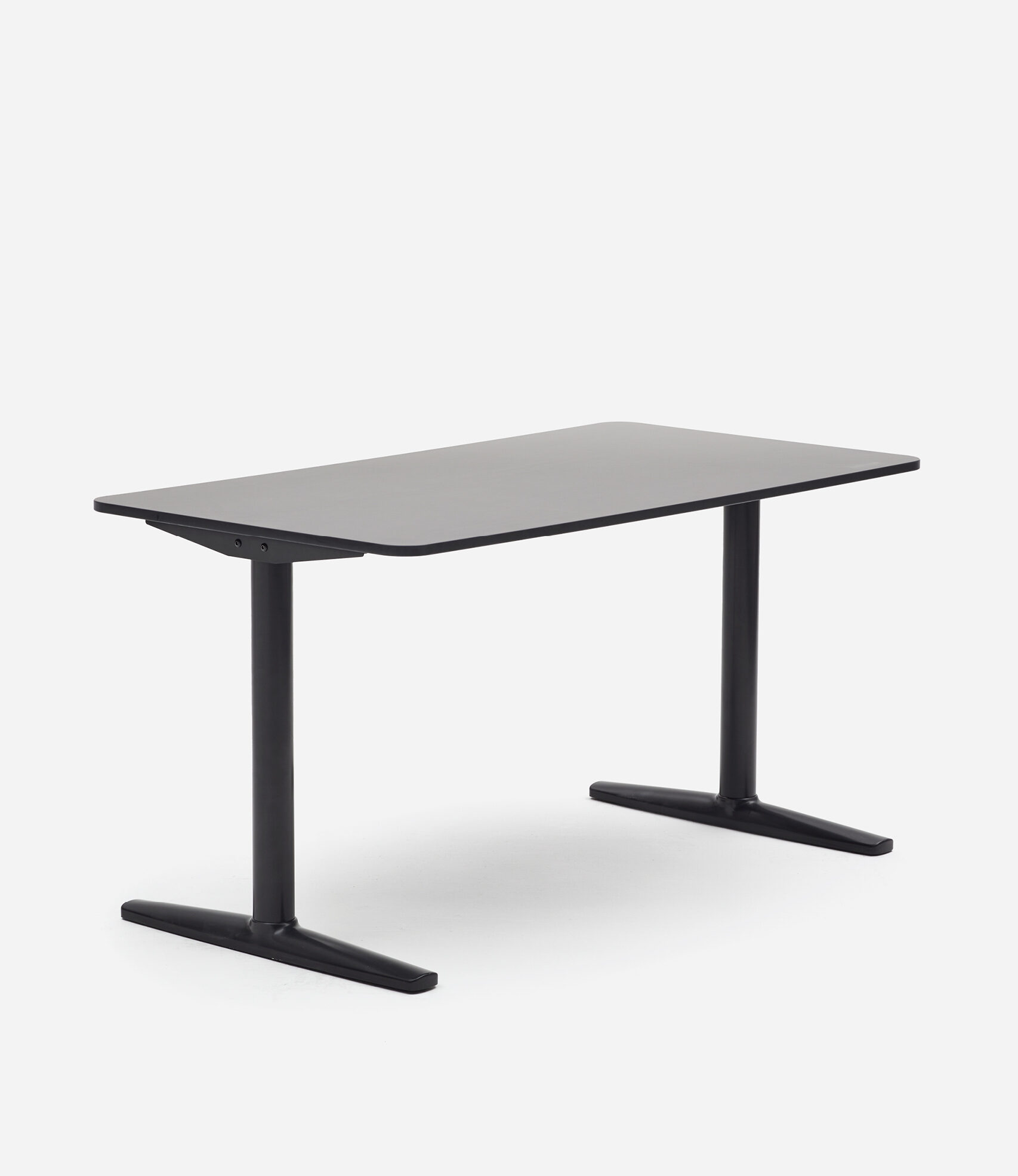 Desk One – 1400 – Fixed – Black & Black