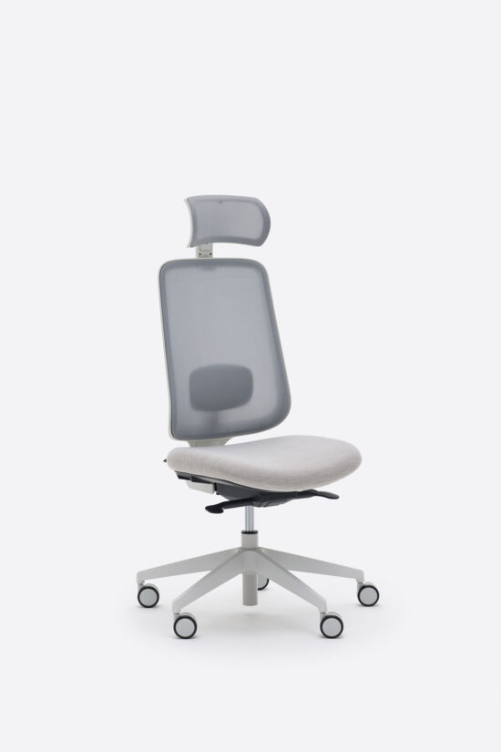 Task One – Grey Frame – No Arms – Fog – Headrest