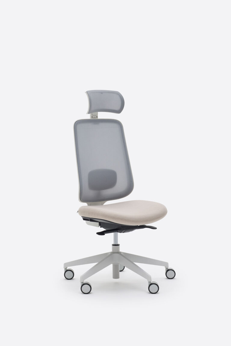 Task One – Grey Frame – No Arms – Cedar – Headrest